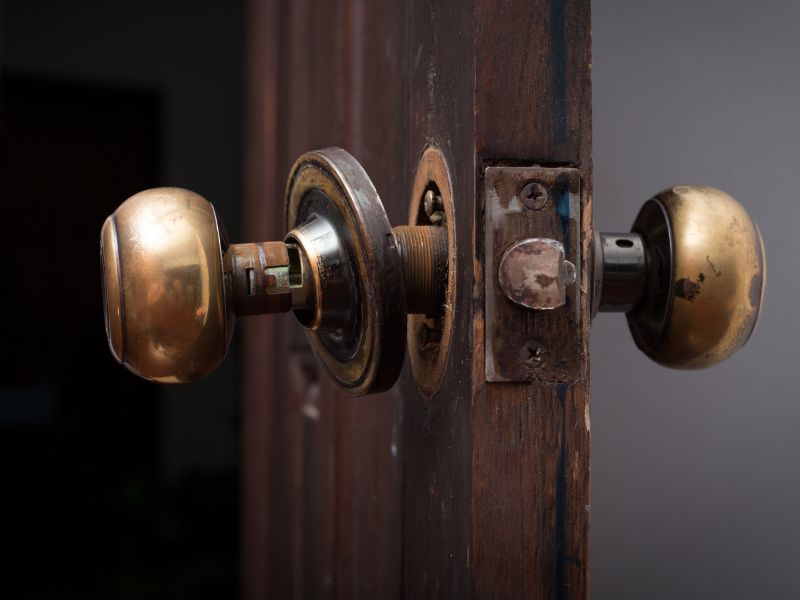 Costo fabbro per aprire una porta guida ai prezzi